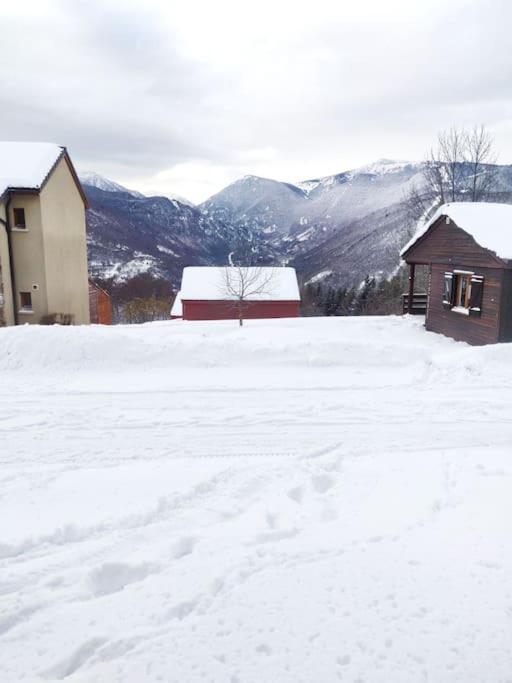 T2 Confortable 31M2 Piscine Terrasse Vue Degagee Montagne Ignaux Buitenkant foto